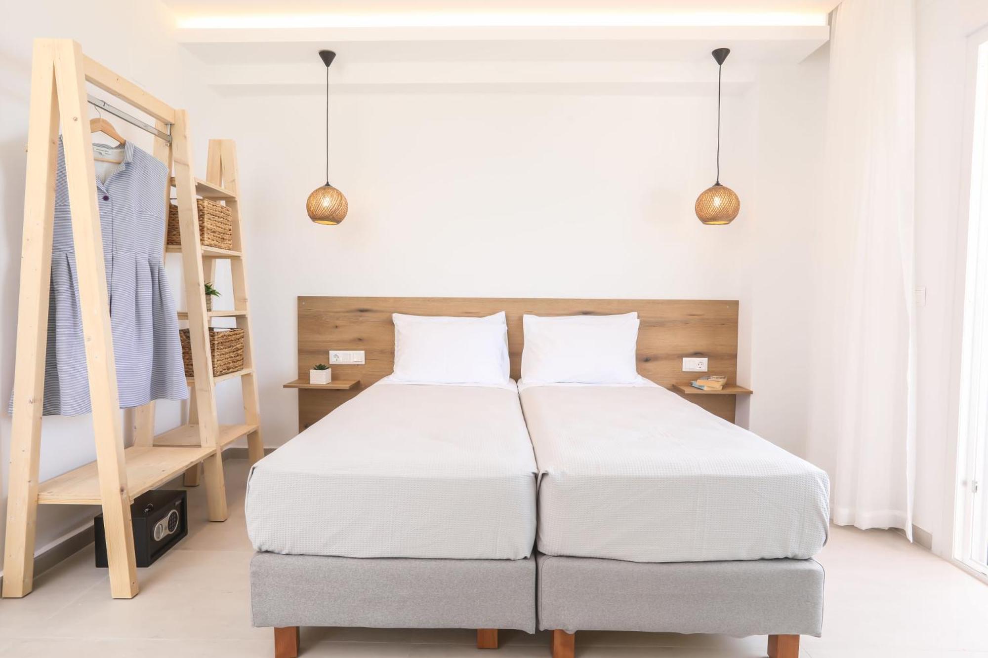 Magdachris Luxury Rooms Agios Georgios Pagon Exteriör bild