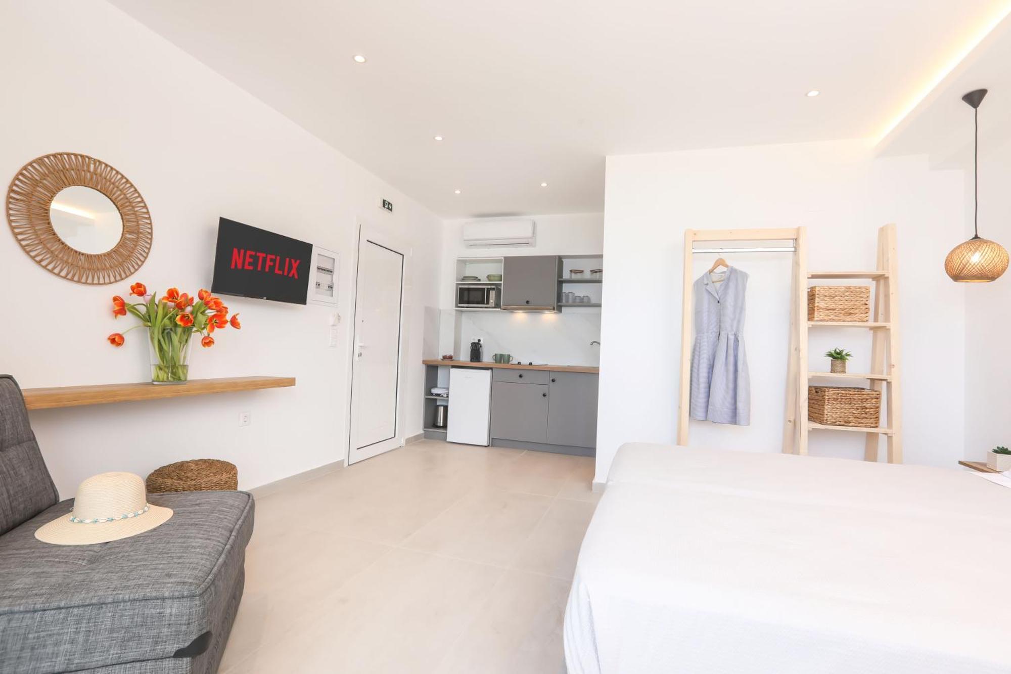 Magdachris Luxury Rooms Agios Georgios Pagon Exteriör bild