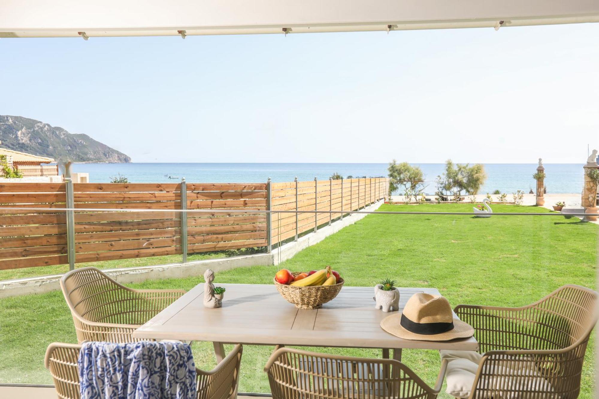 Magdachris Luxury Rooms Agios Georgios Pagon Exteriör bild