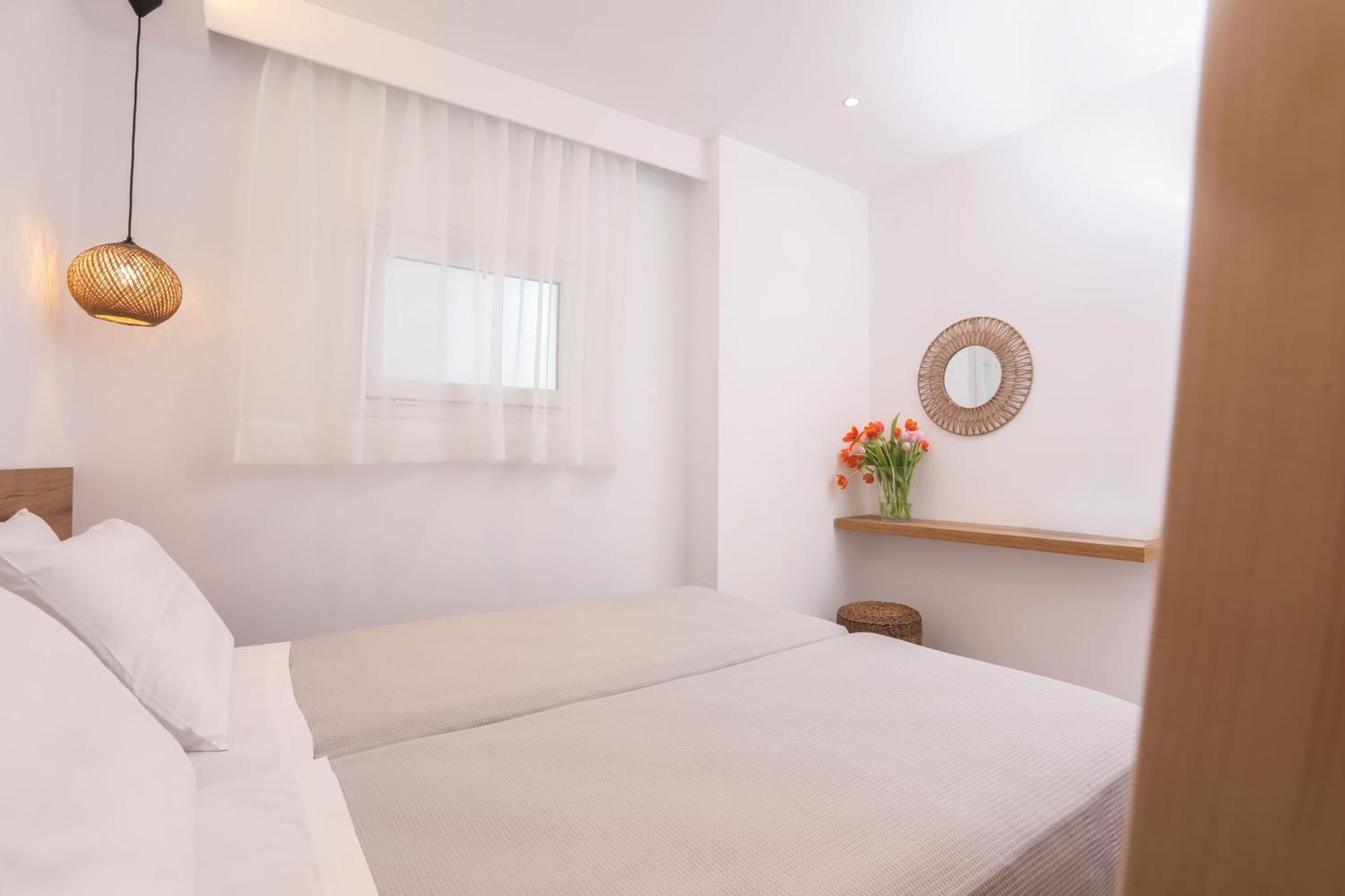 Magdachris Luxury Rooms Agios Georgios Pagon Exteriör bild